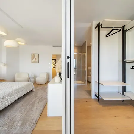 Panoramic-view Villa, 5 En-suites, Pool, Sleeps 10 * Nicea